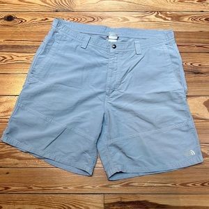 The North Face Ulithi shorts 38 men’s light gray